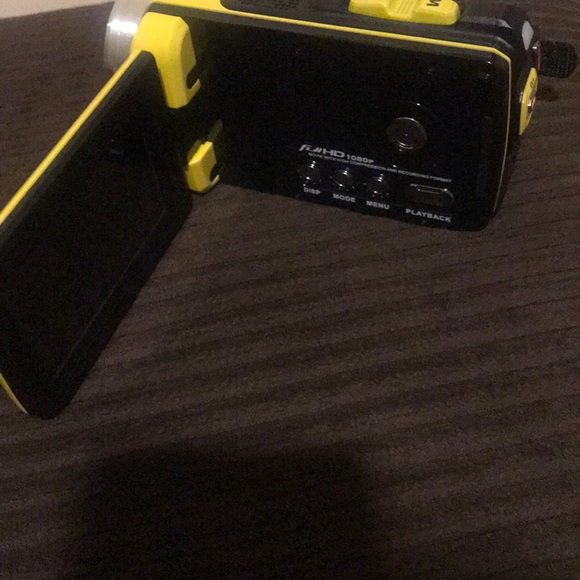 Camcorder - Picture 2 of 4